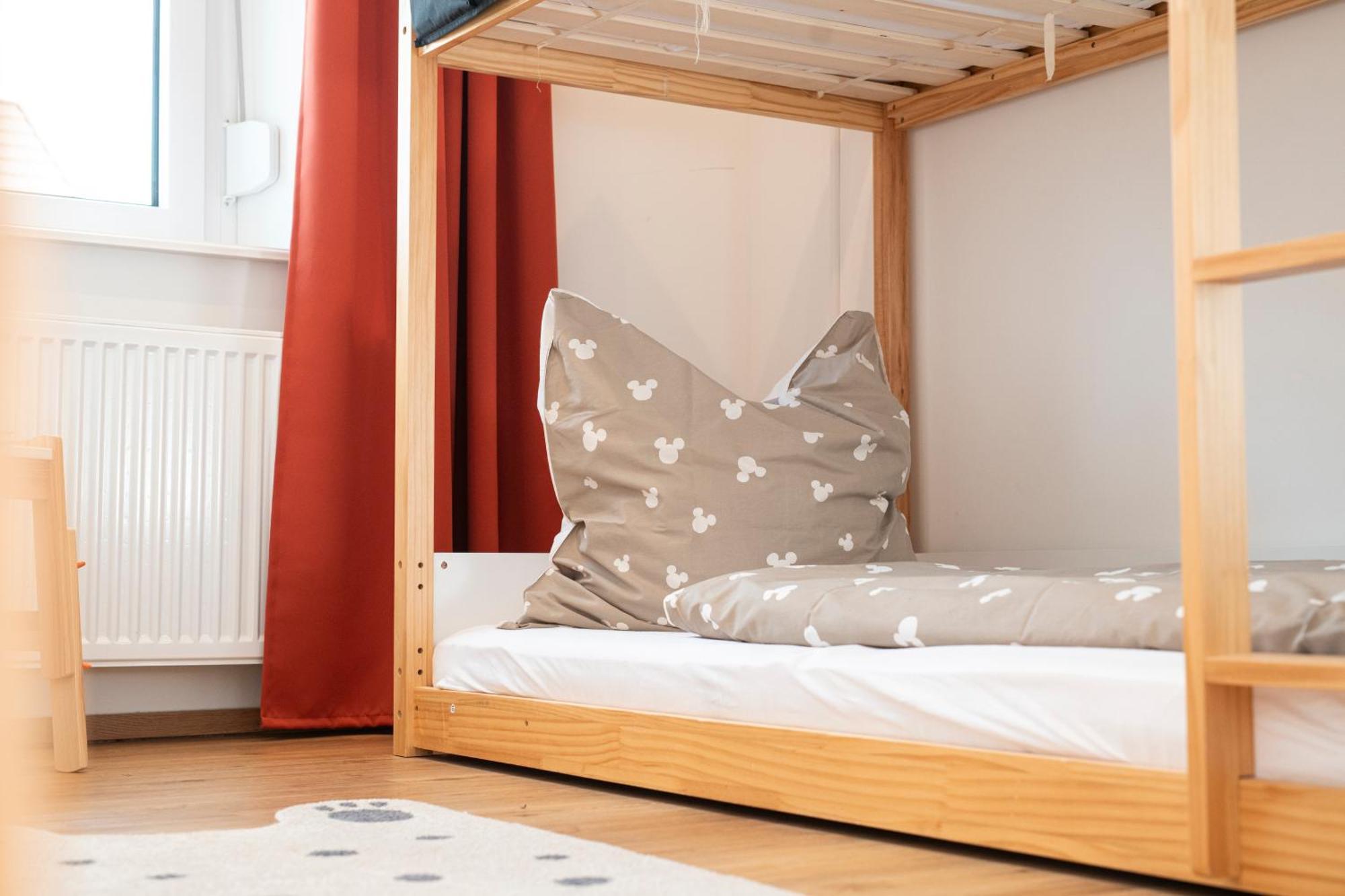 Bunter Hund Apartments - Zentrales Apartment, Parkplatz, Wintergarten, Kinderzimmer Rothenburg ob der Tauber Eksteriør billede