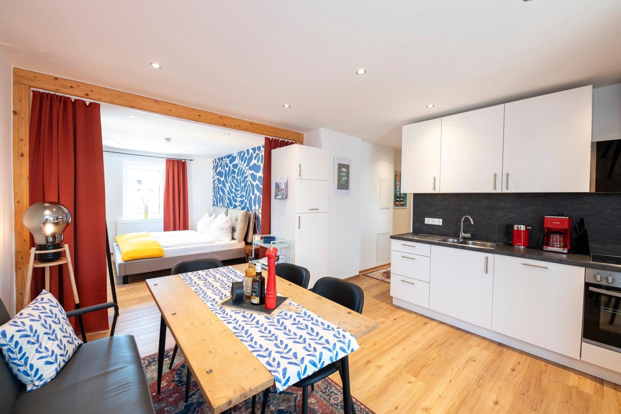 Bunter Hund Apartments - Zentrales Apartment, Parkplatz, Wintergarten, Kinderzimmer Rothenburg ob der Tauber Eksteriør billede